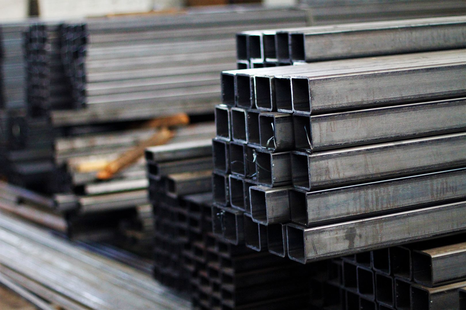 Труба профильная: особенности производства Труба профильная: особенности производства