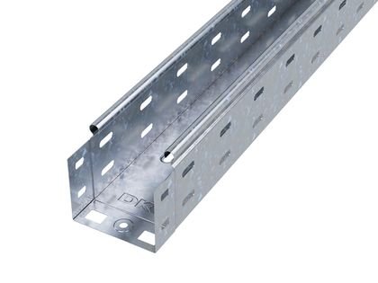 Фото лоток перфорированный 80х80 l3000, горячеоцинкованный Лоток перфорированный 80х80 L3000, горячеоцинкованный